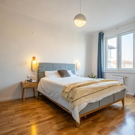 Sunlit Boutique 1 Bedroom In Centre * Sofia