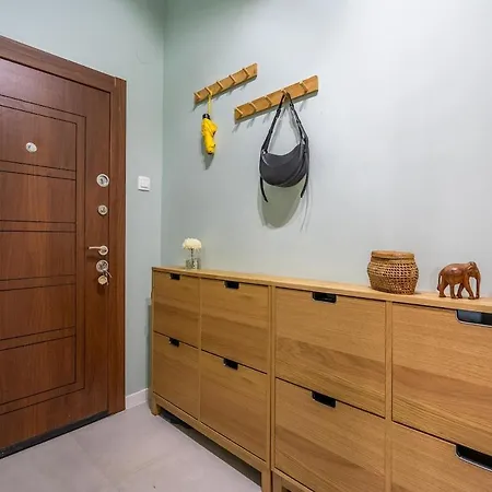 Sunlit Boutique 1 Bedroom In Centre